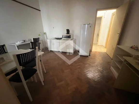 Imagem Apartamento tipo 3 Quartos original em Copacabana | Silêncio e Conforto