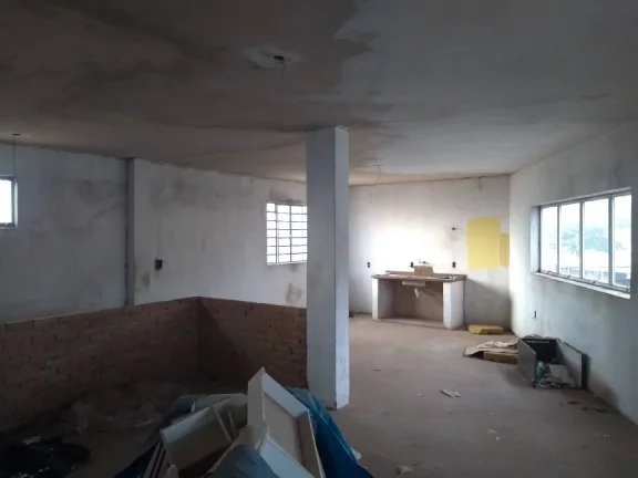 Imagem Ótimo barracão, próximo à Av. Duque de Caxias