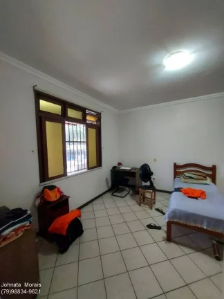 Imagem Casa à venda no bairro Atalaia | 4 quartos, 2 suítes | 310m² | Rua Pública - Consulte Agora!