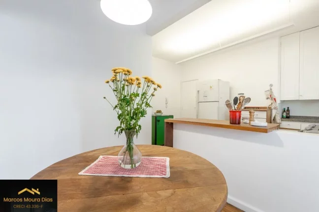 Imagem Apto Reformado na Av. Angelica, 144m², 3 dorms (1 suíte), lavabo, 2 vagas