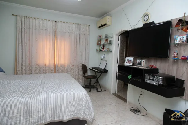 Imagem Casa com 250m² 5 vagas de garagem à Venda por R$850.000,00 - Cidade Nova - Jundiaí/SP