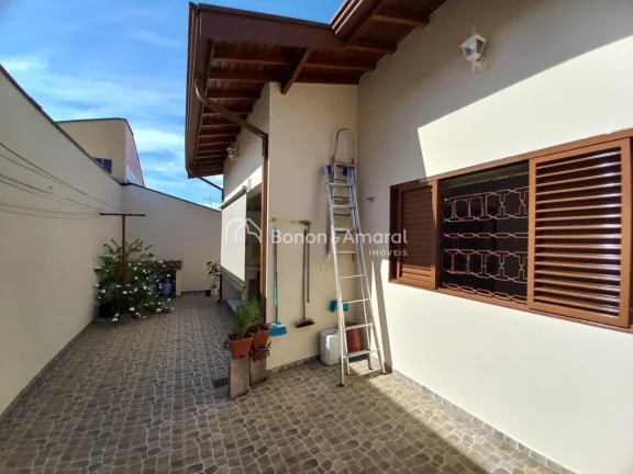 Imagem Excelente oportunidade de aquisição! Linda casa à venda em condomínio próximo ao centro de Vali...