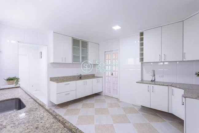 Imagem Já imaginou viver em um lugar arborizado que lembra muito as tranquilas cidades do interior? O char...