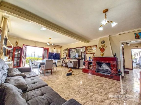 Imagem Casa à venda, 263 m² por R$ 900.000,00 - Fazendinha - Teresópolis/RJ