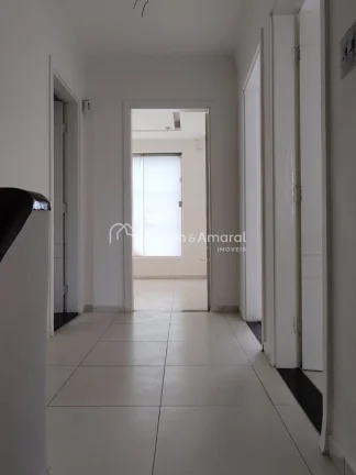 Imagem Localizado em uma das regiões mais procuradas de Campinas, entre as ruas Maria Monteiro e Coronel Q...
