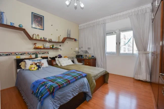 Imagem Apartamento 3 quartos, 2 banheiros, 1 vaga 179 m²