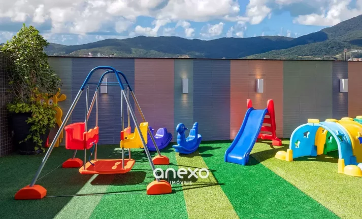 Imagem Apartamento em Itapema - Meia Praia - com 3 suítes e 3 vagas de garagem individuais.