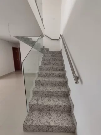 Imagem Apartamento Cobertura Duplex*O piso inferior conta com sala para dois ambientes, banheiro social, 3 ...