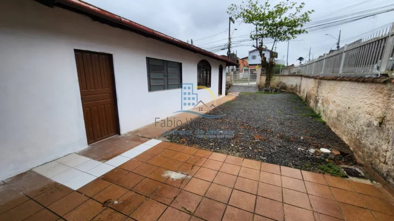 Imagem Alugo casa no Floresta com 3 dormitórios