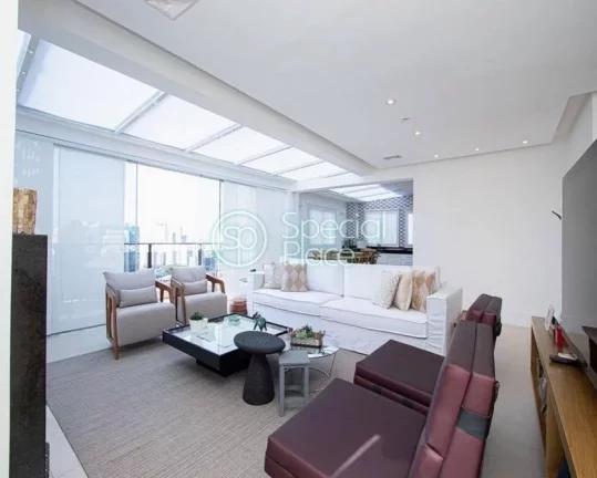 Imagem 317 metros 4 dormitórios 4 suítes 5 banheiros 4 vagas Cobertura Duplex toda reformada, pronta para...