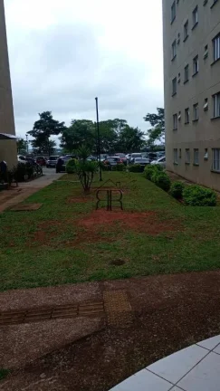 Imagem Apartamento de 2 quartos, sala de estar, sala de jantar, cozinha aberta, banheiro com box, lavanderi...