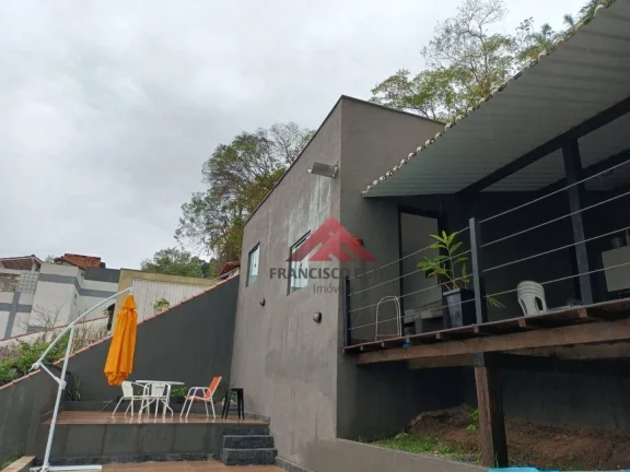 Imagem Casa Duplex, 3 quartos, 3 suites, 2 vagas piscina, churrasqueira.