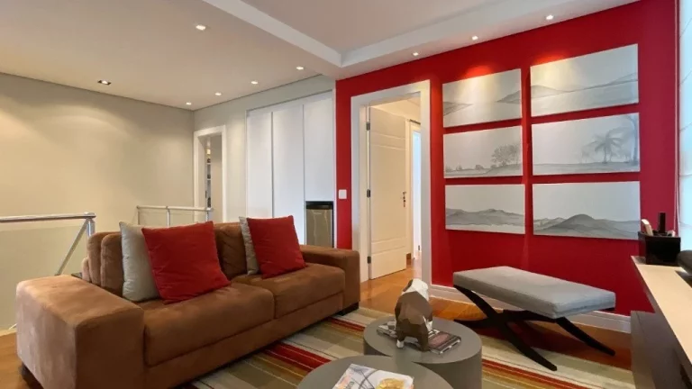 Imagem Imperdível casa em condomínio de luxo no Residencial Tamboré 10 em Santana de Parnaíba-SP: 4 quartos, 4 suítes, 5 banheiros, 4 vagas, 566m²!
