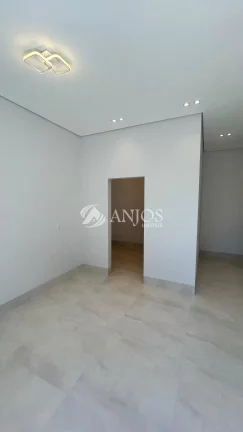 Imagem CASA ALTO PADRÃO Á VENDA NO RESIDENCIAL RECANTO SUIÇO, SINOP - MT.