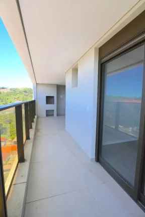 Imagem Apartamento com 3 dormitórios sendo 1 suíte e 2 vagas de garagem na praia Brava em Itajaí/SC