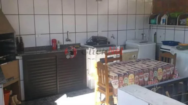 Imagem Sobrado para Venda em Santo André no bairro Jardim Las Vegas.