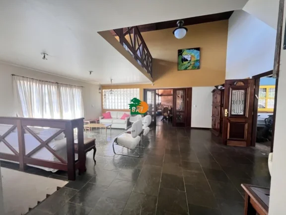 Imagem Casa em Condomínio para Locação em São Roque, Saboo, 3 dormitórios, 3 suítes, 3 banheiros, 1 vaga
