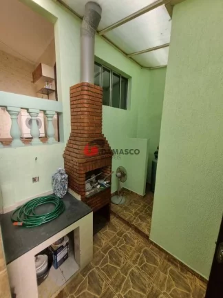 Imagem Sobrado à venda 3 Quartos, 2 Suites, 2 Vagas, 207 m², Campestre, Santo André - SP