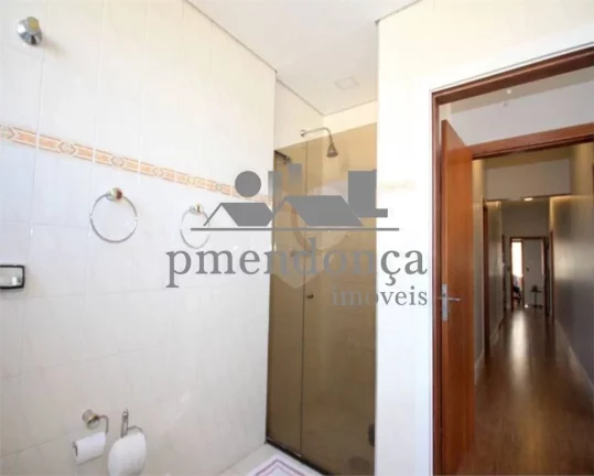 Imagem Apartamento em Pinheiros com 4 quartos sendo 2 suítes e 3 vagas, 253 m2