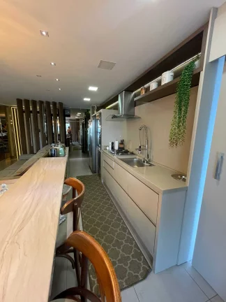 Imagem Apartamento com 3 dormitórios sendo 1 suíte e 2 vagas de garagem no Bairro Fazenda em Itajaí