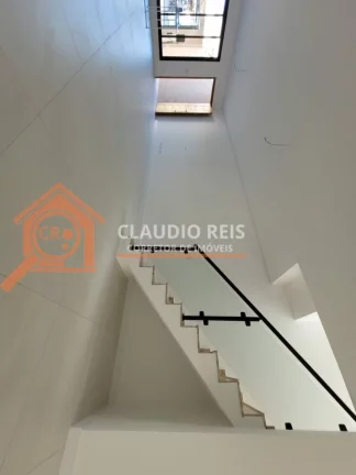 Imagem Sobrado com 3 Quartos à venda, 130m² - Campo Grande