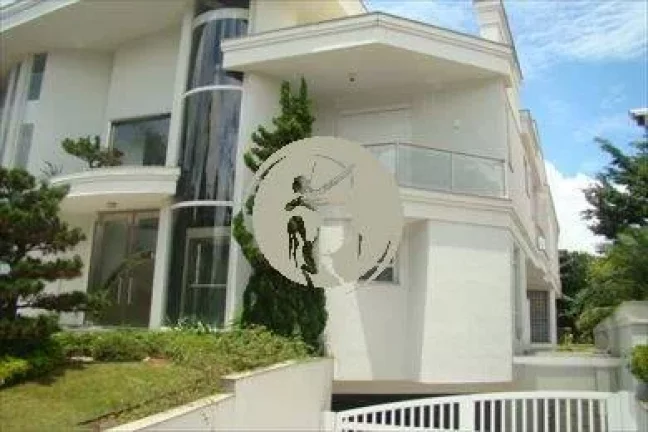 Imagem MARAVILHOSA CASA A VENDA NO CONDOMINIO FECHADO EM ALPHAVILLE