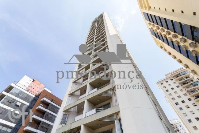 Imagem Apartamento pronto para morar na Vila Madalena com 2 quartos e 1 vaga, 56m².