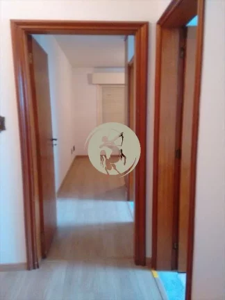 Imagem APARTAMENTO A VENDA EM SANTOS NO BAIRRO DO GONZAGA C/ GARAGEM FECHADA E ELEVADOR PRÉDIO DE ESQUINA,...