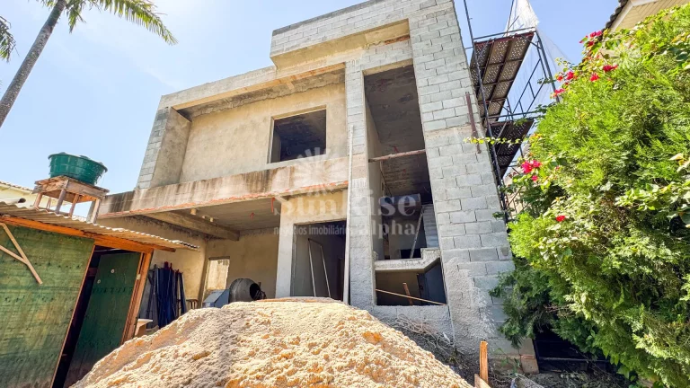 Imagem Casa alto padrão nova à venda em Alphaville 5 com 4 suítes e 4 vagas | 360m² AT - 330m² AC - R$3.900.000 | Santana de Parnaíba/SP
