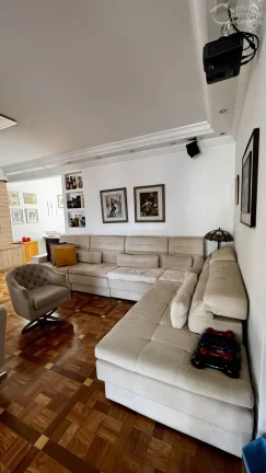 Imagem Apartamento com 200m2, 3 dormitórios (1 suíte) e 2 vagas demarcadas a venda no Bela Vista, São Paulo