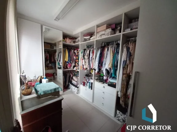 Imagem Apartamento para vender no Rio Vermelho, quatro quartos