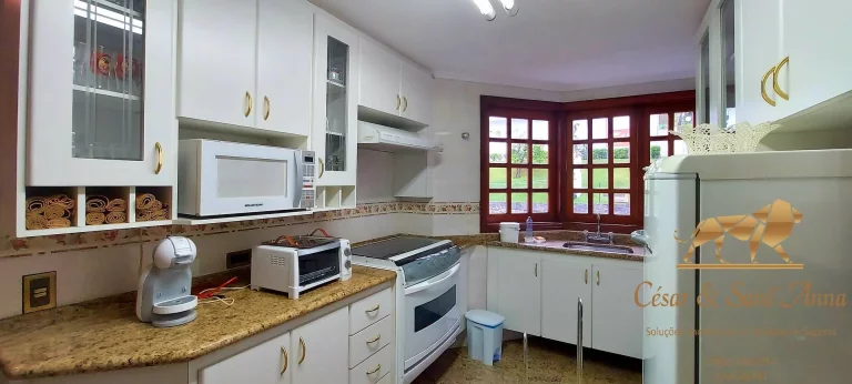 Imagem Apartamento com 226m², a venda, no centro turístico de Capivari.