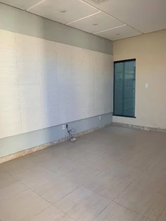 Imagem Casa no Conjunto Marcos Freire II - 2/4, Suíte, Piscina - Imperdível!