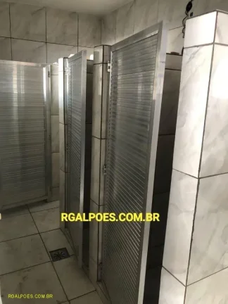 Imagem Galpão para Locação em DUQUE DE CAXIAS, Jardim Primavera, 2 banheiros