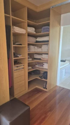 Imagem Casa com 3 quartos / suítes à venda, 500 m² - Recanto Inpla - Granja Viana - Carapicuíba/SP