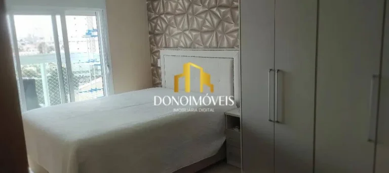 Imagem O apartamento no Condomínio SKY Patriani, em Santo André, tem 83m² e conta com 2 suítes, 2 vagas...