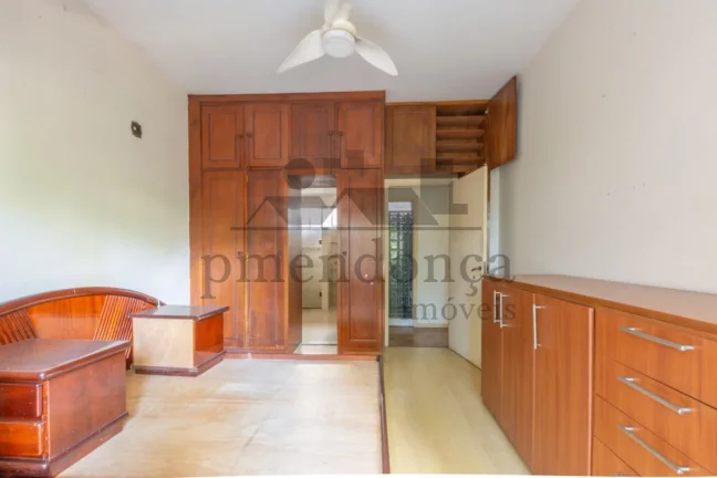 Imagem Apartamento em prédio charmoso dos anos 50 em Higienópolis, 118m²