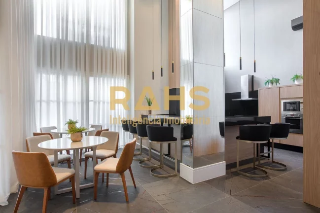 Imagem Buscando aquela cobertura nova com 4 suítes e 4 vagas de garagem? Essa é uma excelente opção par...