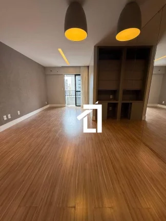 Imagem Apartamento | Ponta Verde | 2 Quartos com 1 Suíte | Varanda | 74m²