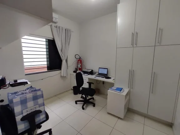 Imagem Casa De 3/4 C Suite No Oriente Ville Completa Em Armarios