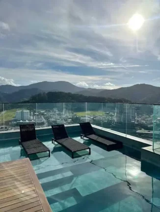 Imagem Apartamento mobiliado de 1 dormitório e 1 vaga na Meia Praia, Itapema/SC