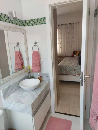 Imagem Sobrado com 3 dormitórios à venda, 181 m² por R$ 960.000,00 - Santa Terezinha - São Bernardo do Campo/SP