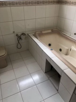 Imagem Sobrado com 4 quartos e 2 vagas de garagem, em São Miguel.