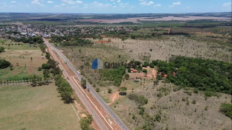 Imagem Área para Venda em Brasília, Setor Habitacional Tororó (Jardim Botânico), 1 dormitório, 1 suíte, 1 banheiro, 2 vagas