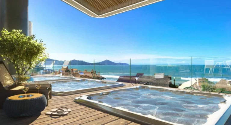 Imagem Cobertura com 4 dormitórios à venda sendo 4 suítes, 270.87 m² por - R$ 8.880.000,00 - Canto Grande - Bombinhas/SC