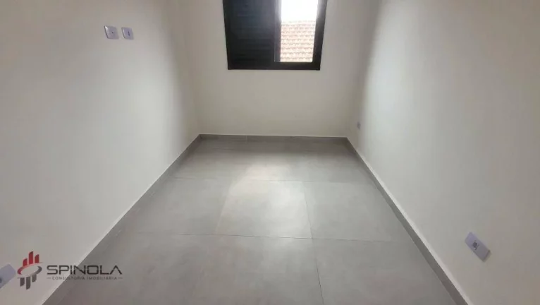 Imagem Sobrado com 2 dormitórios à venda, 57 m² por R$ 350.000,00 - Maracanã - Praia Grande/SP
