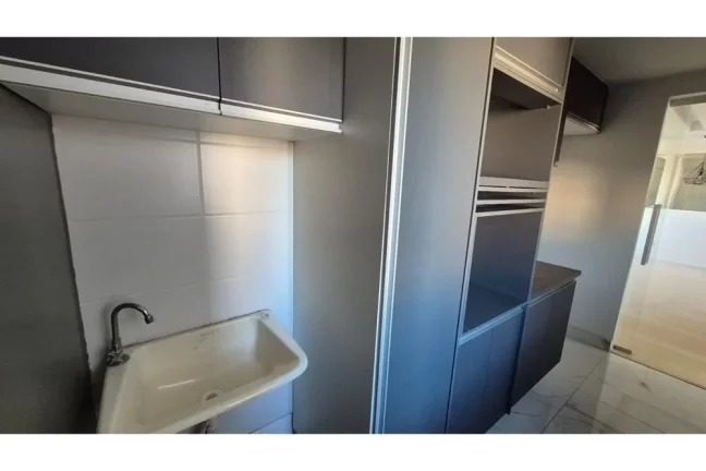 Imagem APARTAMENTO COM 2 QUARTOS EM CURICICA COM FINO ACABAMENTO. ENTRAR E MORAR !!