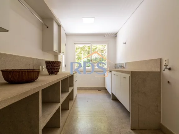Imagem Linda mansão no Condomínio Quinta da Baroneza