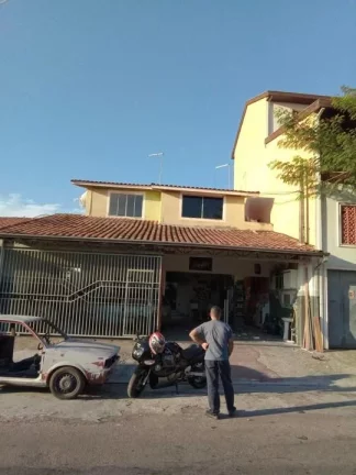 Imagem Casa com 2 dormitórios à venda, 200 m² por R$ 800.000,00 - Jardim Satélite - São José dos Campos/SP