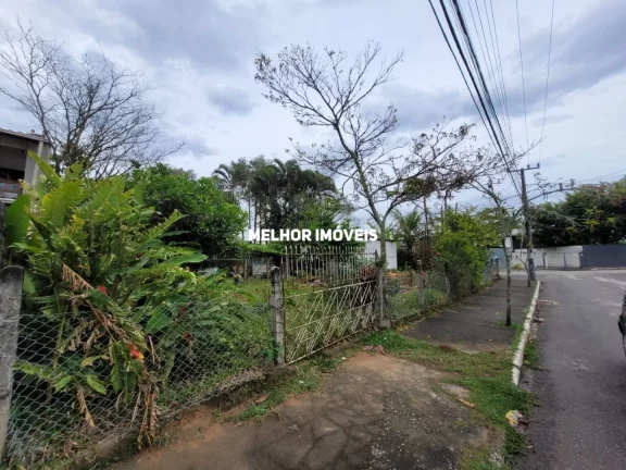 Amplo Terreno à venda com 456 m² de área Localizado em Balneário Camboriú - SC